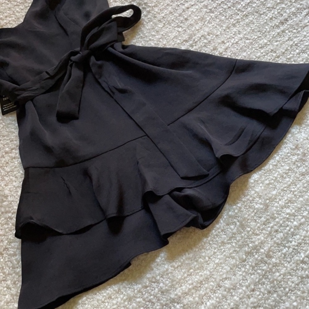 🌹NWT EXPRESS SIZE XS BLACK DRESS - Picture 2 of 10